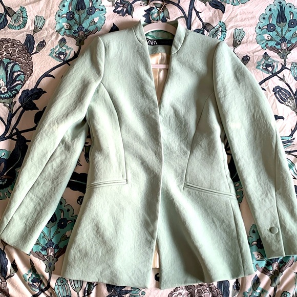 Zara green blazer with fabric belt - Picture 5 of 13